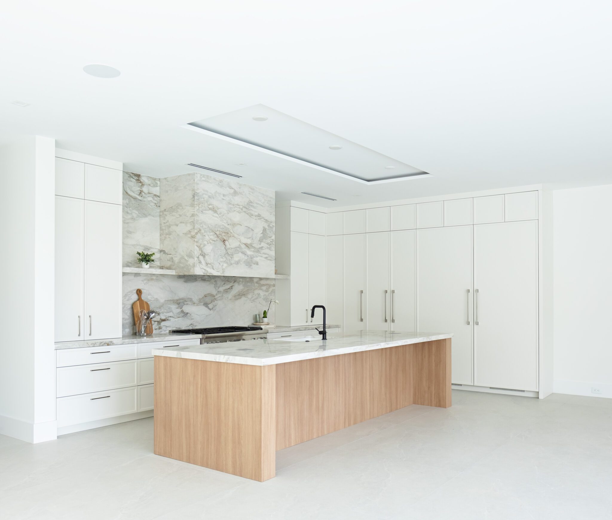 White and Oak Kitchen