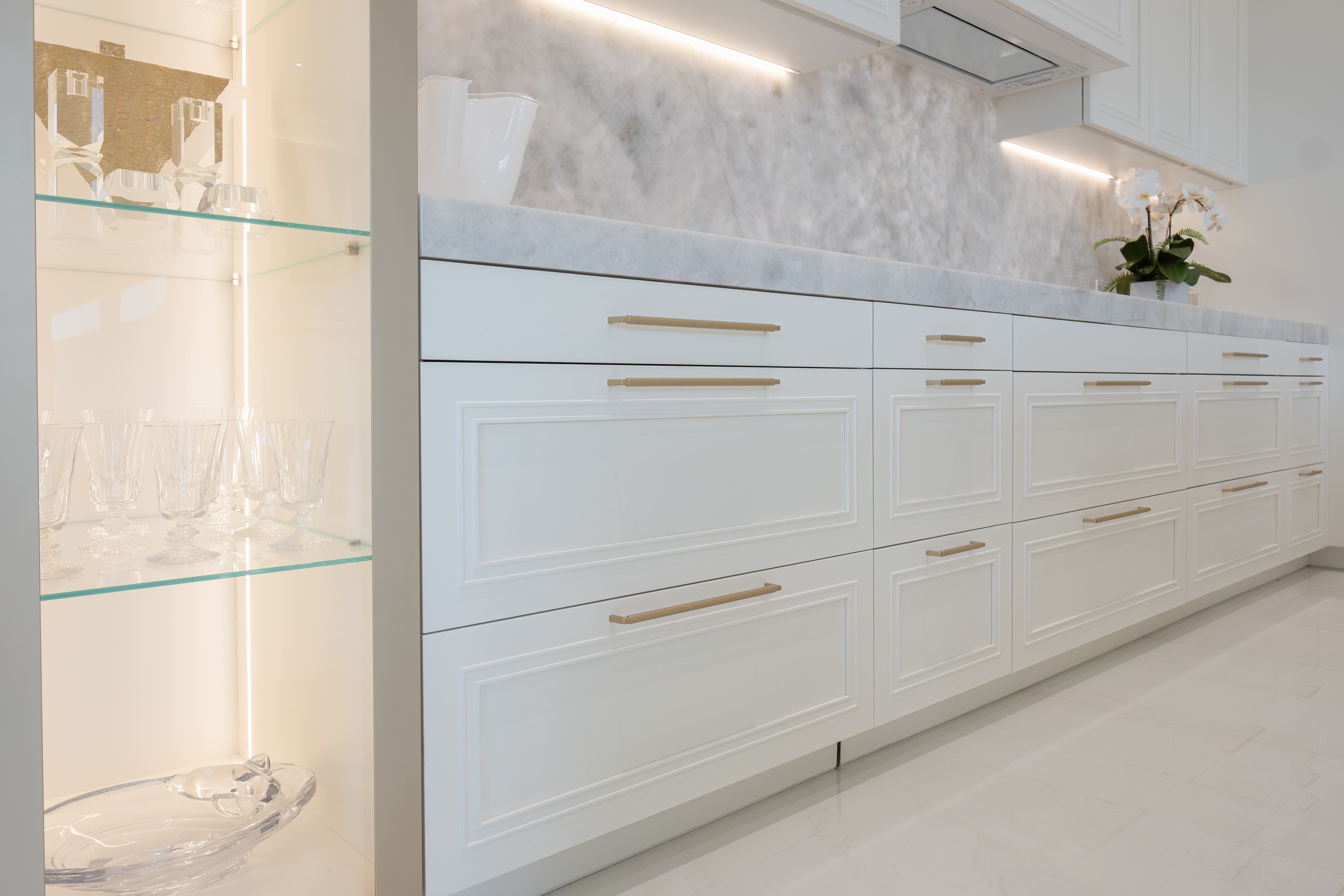 Shaker Fronts in Matte White